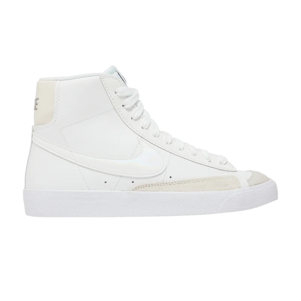 Krossovki-Nike-Blazer-Mid-77-GS-White-Light-Orewood-Brown