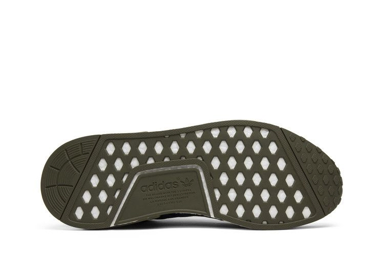finishline-x-nmd_r1-collegiate-navy-ac7065-bgn_03