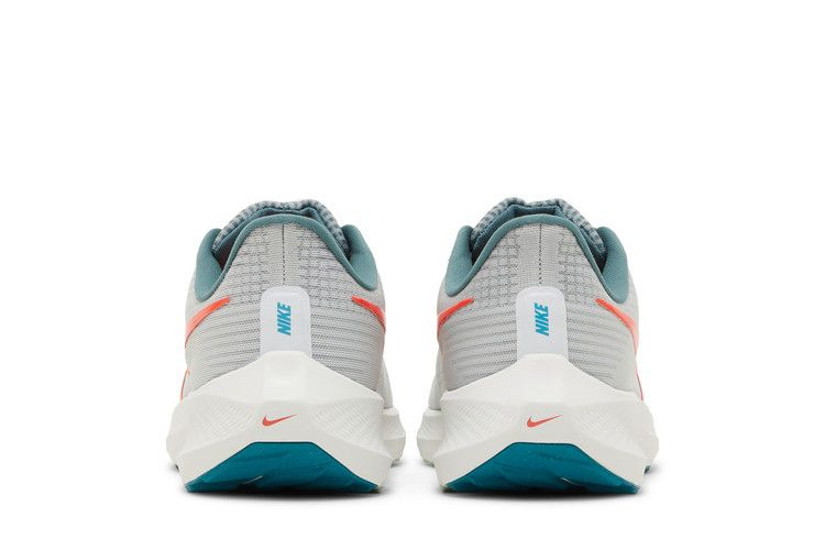 Кроссовки Nike Air Zoom Pegasus 39 4E Wide 'Pure Platinum Total Orange'