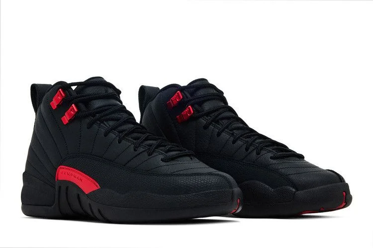 Krossovki-Air-Jordan-12-Retro-GS-Bloodline-7