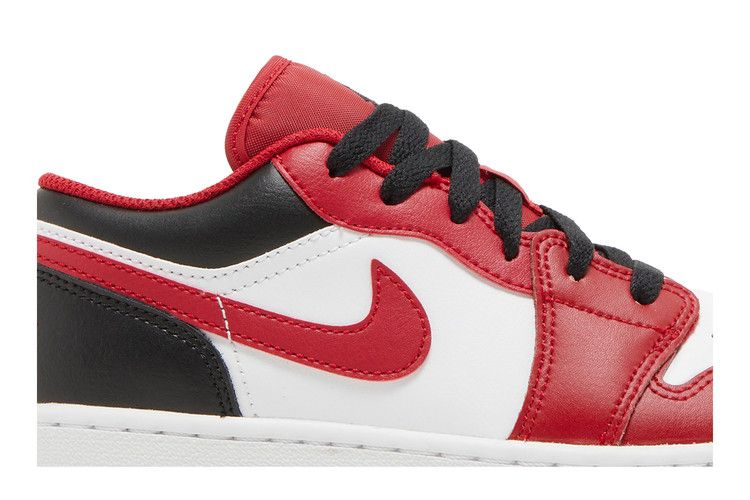 air-jordan-1-low-gs-reverse-black-toe-553560-163_01