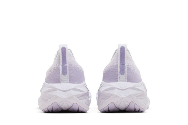 Кроссовки ASICS Wmns Novablast 4 'Lilac Hint'