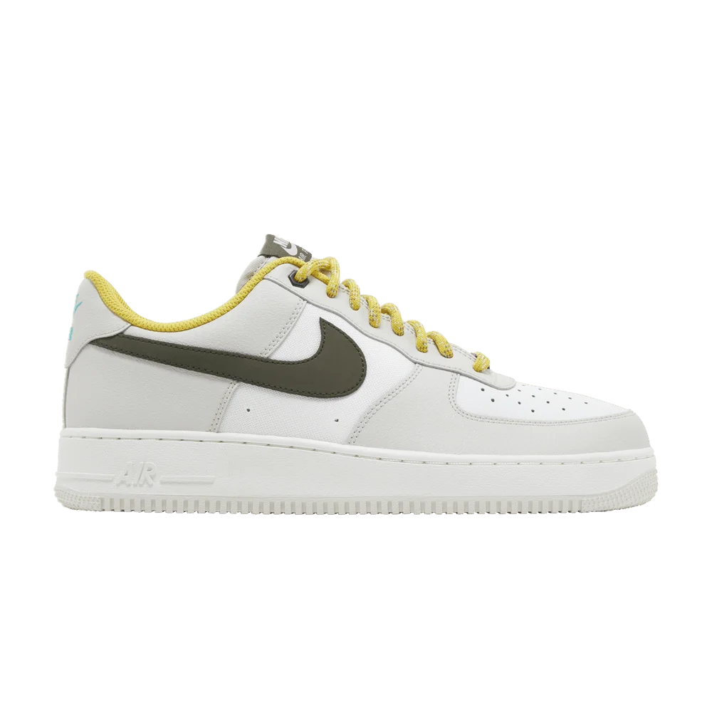 Krossovki-Nike-Air-Force-1-Low-Premium-Light-Bone-Cargo-Khaki