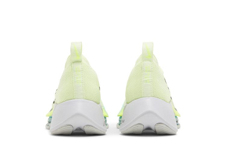 Кроссовки Nike Wmns Air Zoom Tempo NEXT% Flyknit 'Fast Pack'