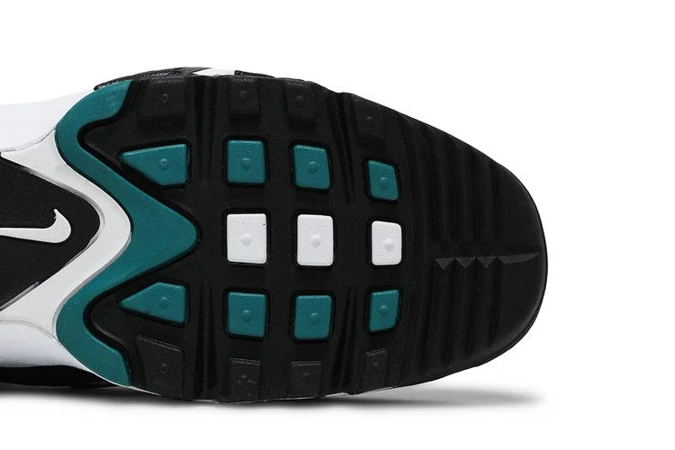 Krossovki-Nike-Air-Griffey-Max-1-Freshwater-2021-4