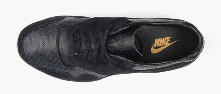 nike-safari-deconstruct-525235-001_01