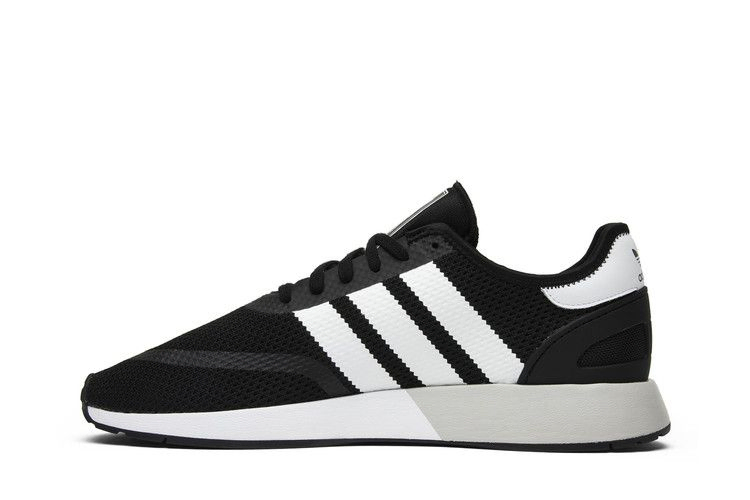 n-5923-core-black-cq2337_02