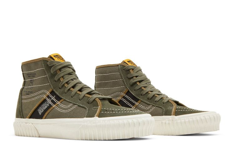 sk8-hi-gym-issue-world-code-series-vn0a5jiua06_07