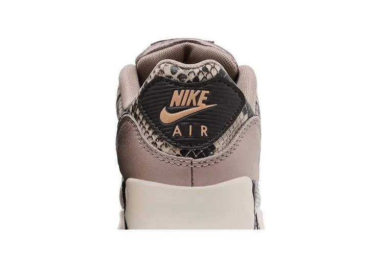 Кроссовки Nike Wmns Air Max 90 SE 'Snakeskin'