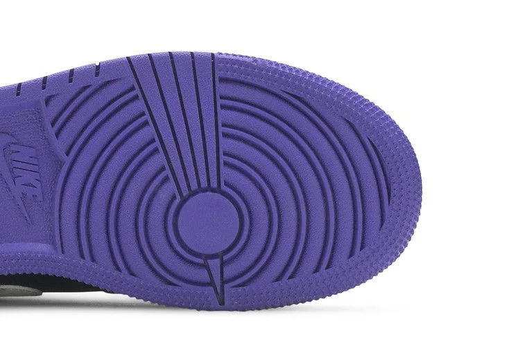 Krossovki-Air-Jordan-1-Low-GS-Black-Court-Purple-4