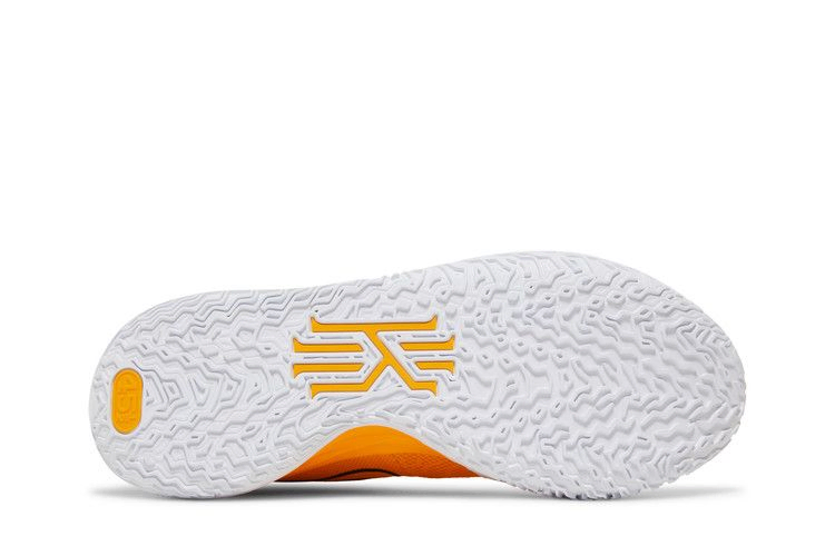 Кроссовки Nike Kyrie 7 TB 'University Gold'