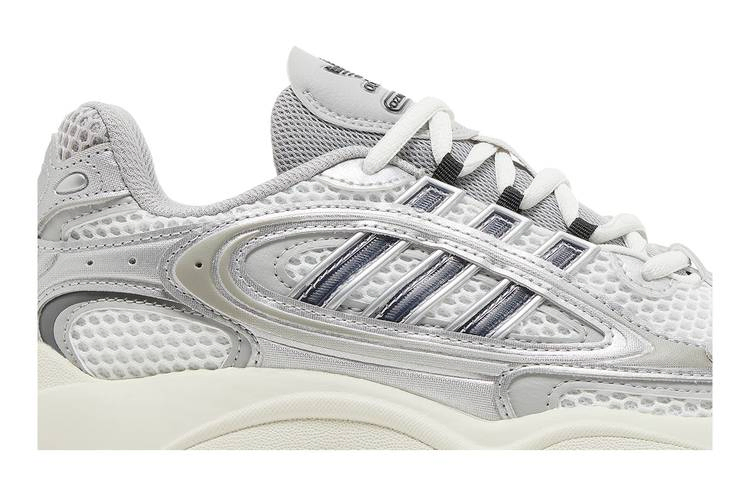 Кроссовки adidas Ozmillen J 'Silver White Black'