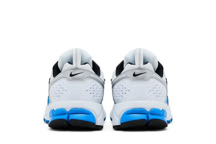 Krossovki-Nike-Vomero-5-GS-Light-Photo-Blue-Metallic-Silver-5