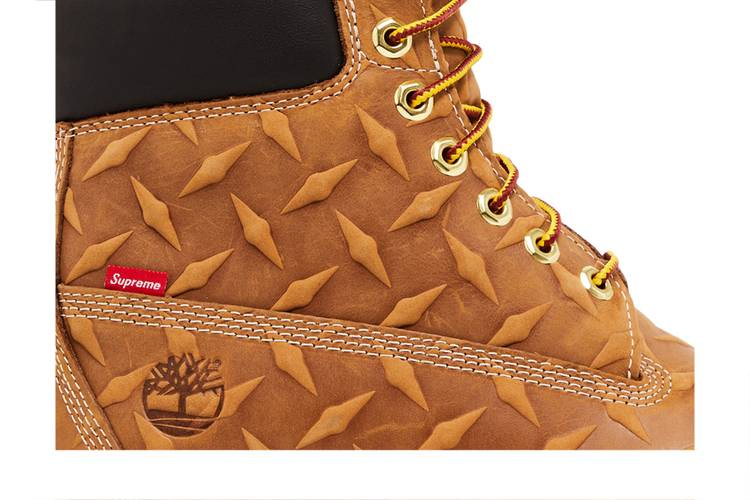Supreme x Timberland 6 Inch Premium Waterproof Boot 'Embossed Diamond Plate - Wheat'