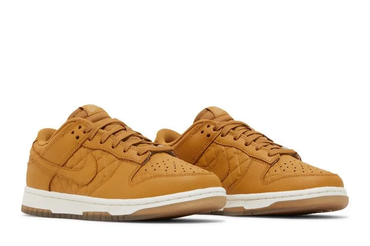 Krossovki-Nike-Wmns-Dunk-Low-Quilted-Wheat-7