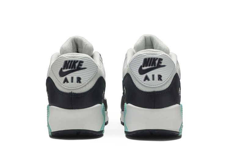 air-max-90-esssential-aurora-aj1285-102_05