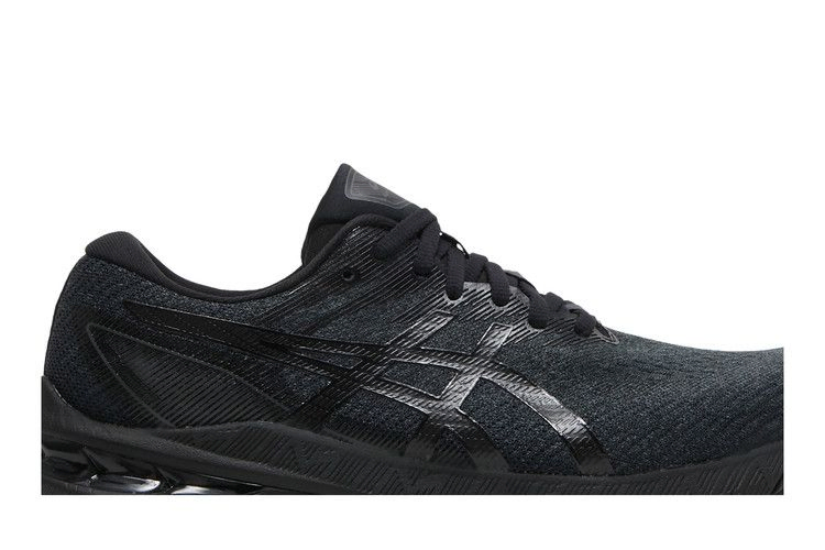 wmns-gt-2000-10-wide-triple-black-1012b044-001_01