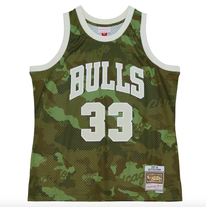 Баскетбольная джерси 1997-98 Chicago Bulls #33 Scottie Pippen Mitchell & Ness Ghost Green Camo Jersey