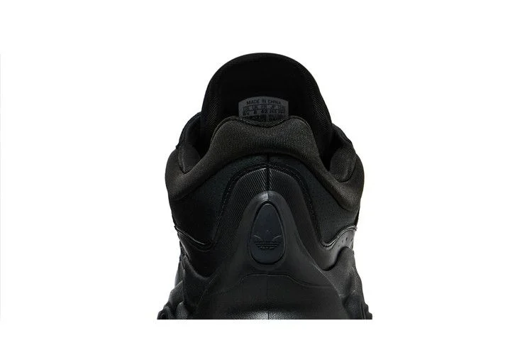 Krossovki-adidas-adiFOM-Megaride-Core-Black-6