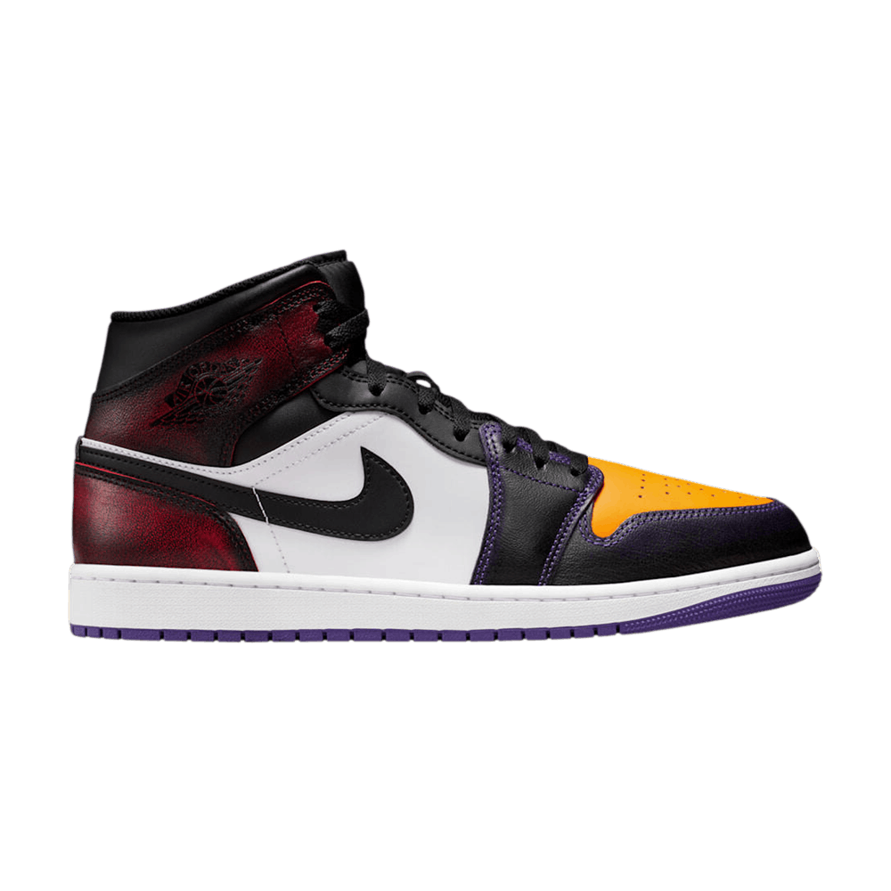 air-jordan-1-mid-se-la-to-chicago-iq9383-611