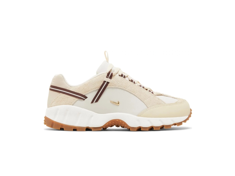 Кроссовки Jacquemus x Wmns Nike Air Humara LX Sail