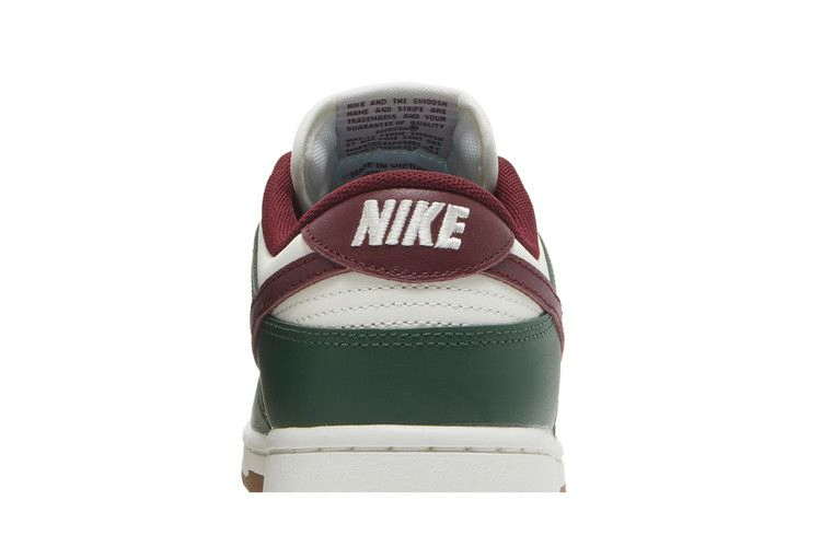 Кроссовки Nike Dunk Low 'Gorge Green Team Red'