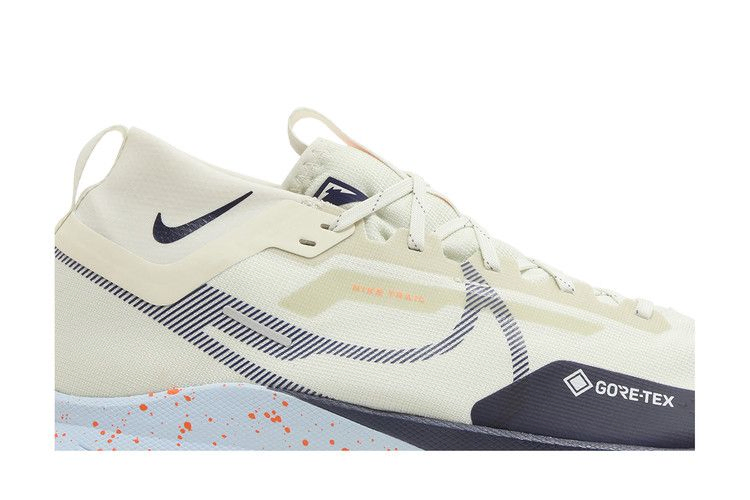 react-pegasus-trail-4-gore-tex-sea-glass-total-orange-dj7926-004_01