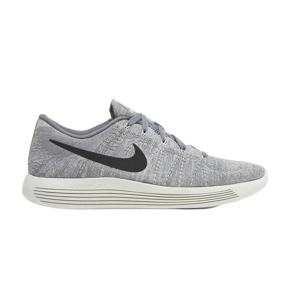 Krossovki-Nike-LunarEpic-Low-Flyknit