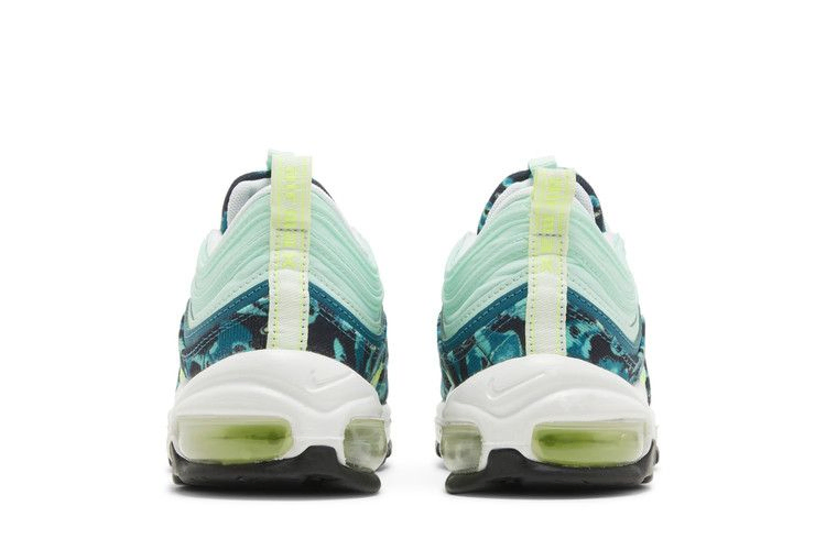 wmns-air-max-97-moth-camo-dx3366-300_05