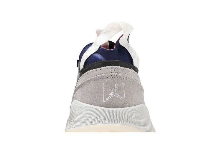 jordan-delta-breathe-clear-medium-grey-cw0783-901_06