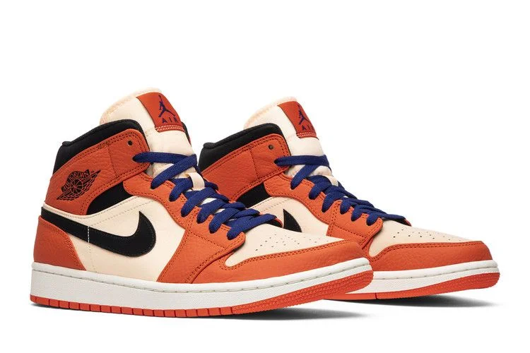 Кроссовки Air Jordan 1 Retro Mid SE 'Team Orange'