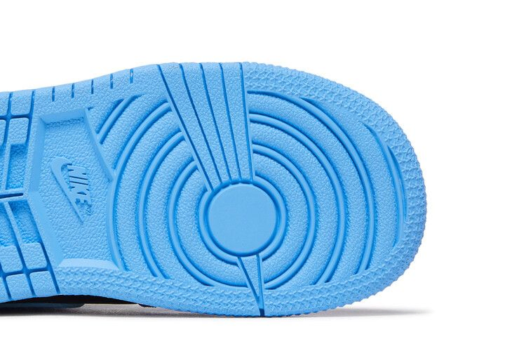 air-jordan-1-mid-td-university-blue-black-dq8425-401_04