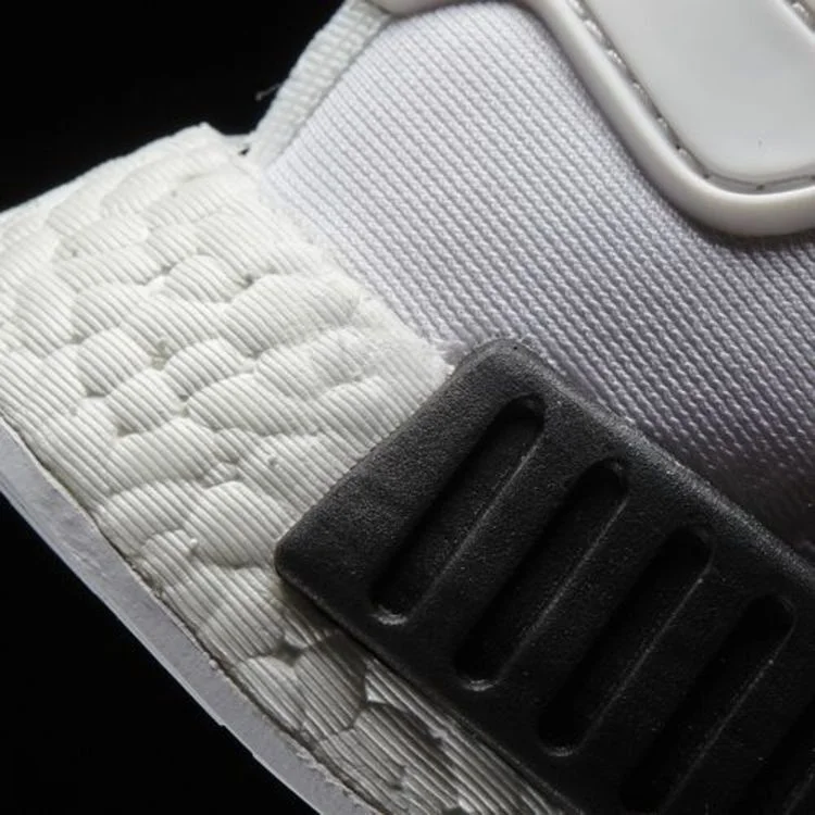Кроссовки adidas NMD_R1 'Panda'