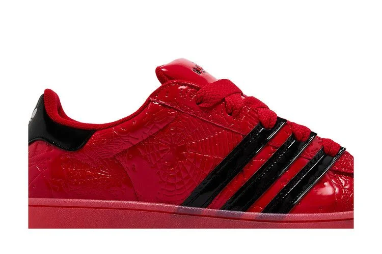 sp5der-x-adidas-superstar-black-silver-metallic-kj7005_2