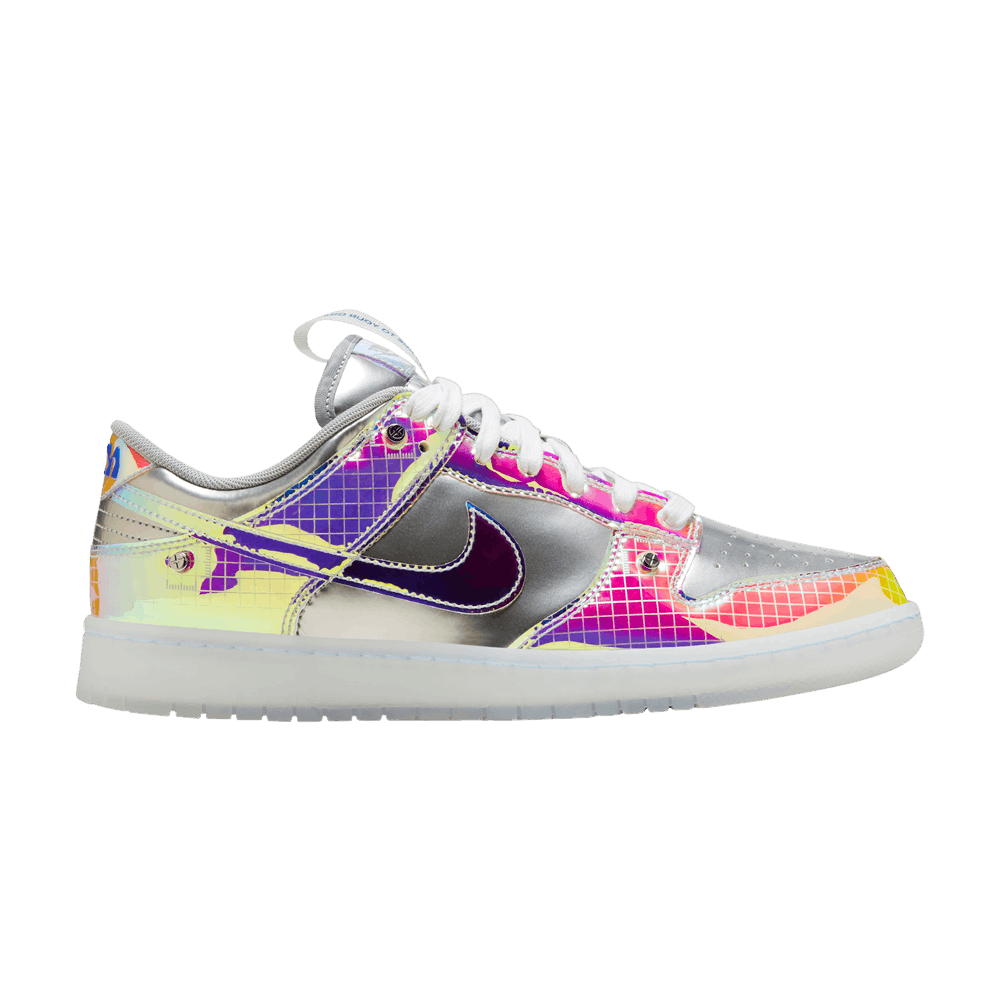 Кроссовки Nike Dunk Low SE 'Be True to Your DNA - Silver'