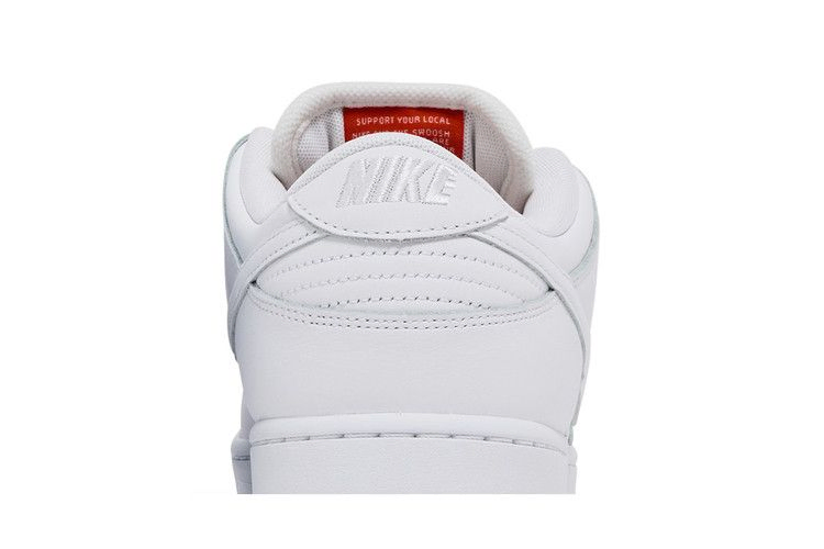 Кроссовки Nike Men's Dunk Low Pro SB 'Triple White'