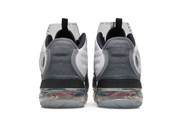 Кроссовки Wmns Air Jordan Reign 'Ash'