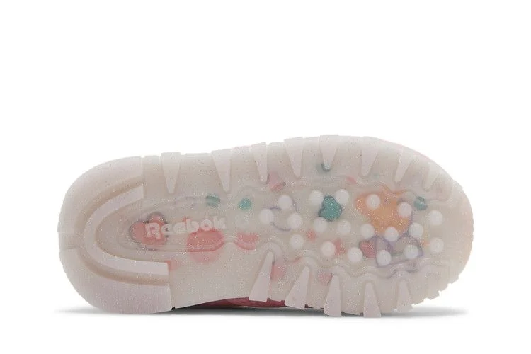 Krossovki-Reebok-Peppa-Pig-x-Classic-Leather-Toddler-Bubbles-and-Hearts-3