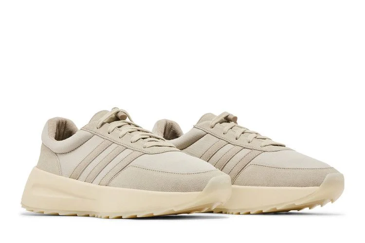 Krossovki-Fear-Of-God-Athletics-x-adidas-Los-Angeles-Runner-Sesame-7