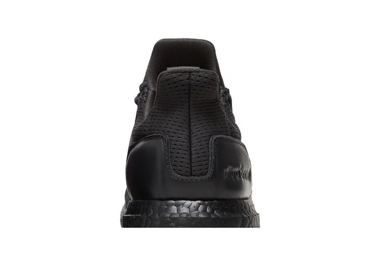 Кроссовки adidas UltraBoost 1.0 DNA 'Carbon'