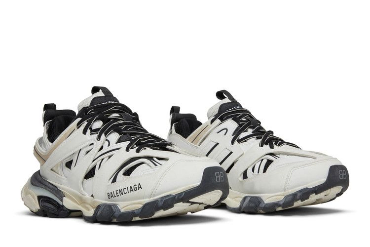 balenciaga-wmns-track-sneaker-white-black-542436-w1gc4-9010_07