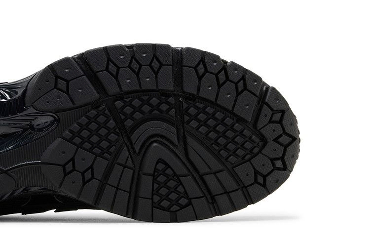 Кроссовки New Balance 1906U 'Triple Black'