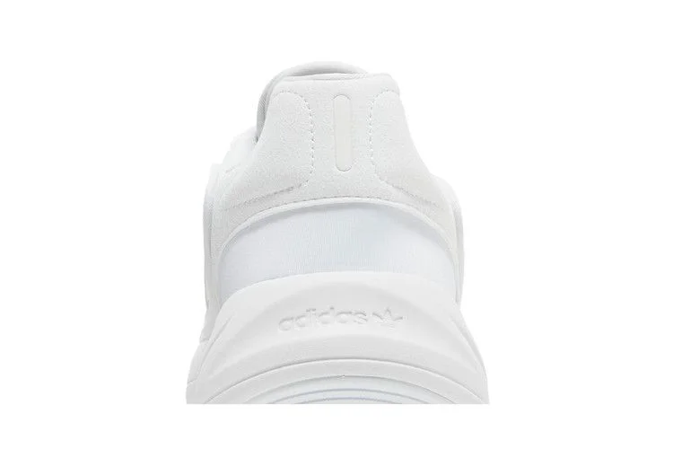 Кроссовки adidas Ozelia 'Triple White'