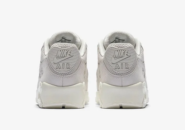 Krossovki-NikeLab-Wmns-Air-Max-90-Pinnacle-Light-Bone-3