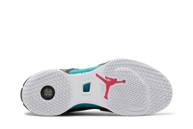 air-jordan-36-low-black-multi-color-dh0833-063_03