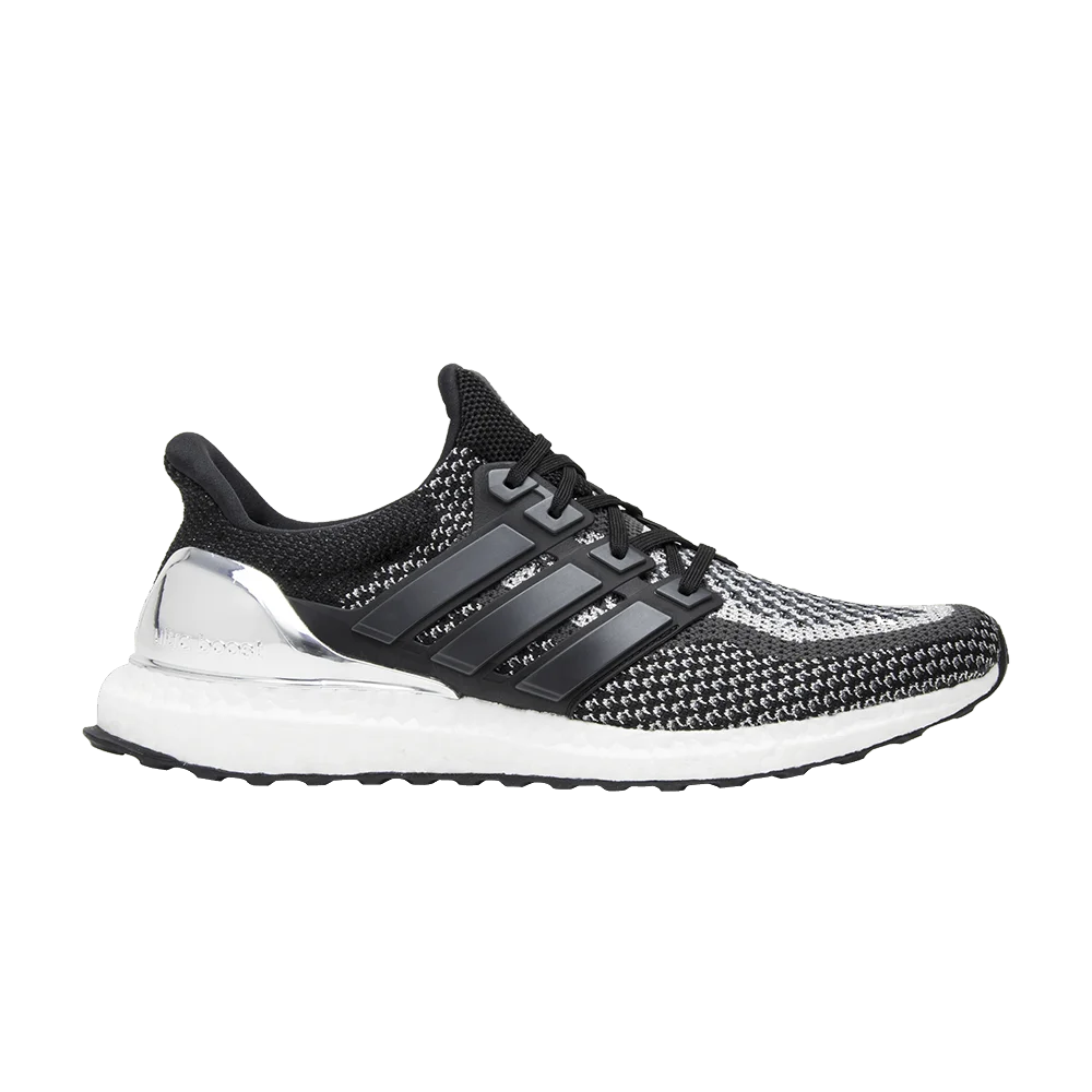 Krossovki-adidas-UltraBoost-2.0-Limited-Silver-Medal