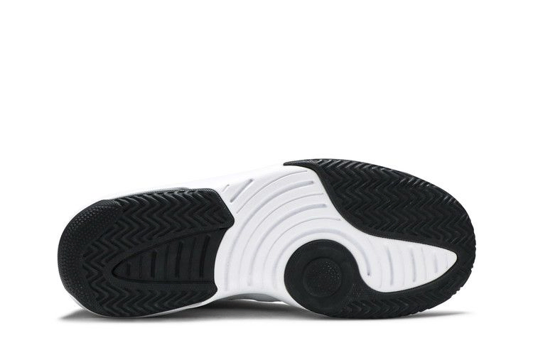 Кроссовки Air Jordan Max Aura 'White Black Gold'