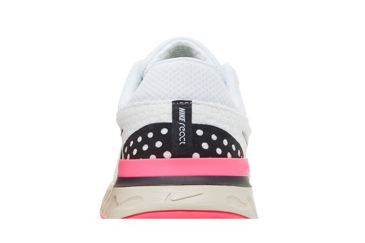 Кроссовки Nike React Infinity Run Flyknit 3 'White Hyper Pink'