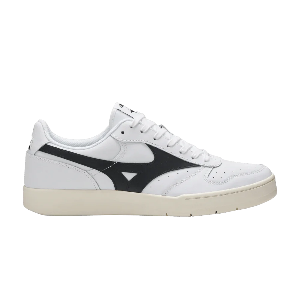 Krossovki-Mizuno-City-Wind-White-Black-1