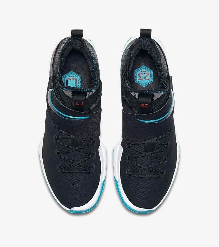 Krossovki-Nike-LeBron-14-Red-Carpet-1
